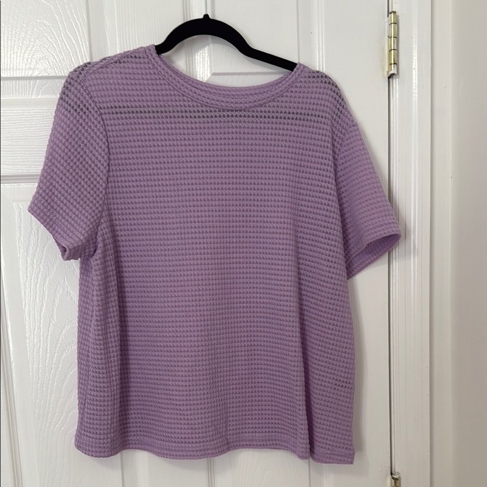 Short sleeves shirt